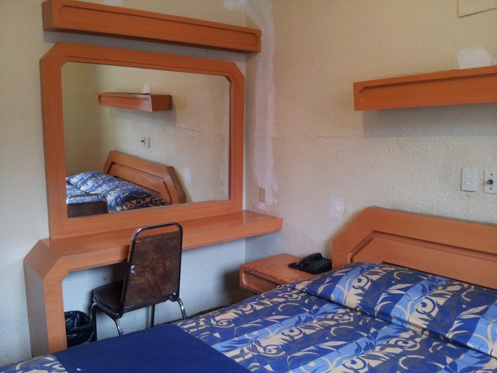 Hotel Florida Мехико Номер фото