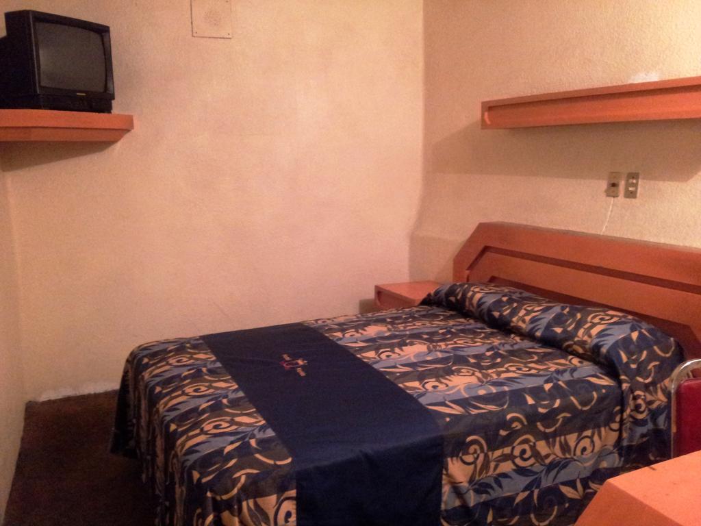 Hotel Florida Мехико Номер фото